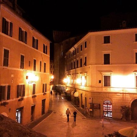 Appartamento Palazzo Sadun Pitigliano Buitenkant foto